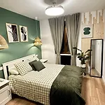 R&r Heritage Apartament *