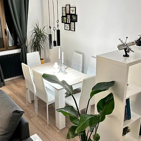 R&r Heritage Apartament *