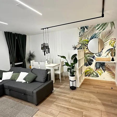 R&r Heritage Apartament *